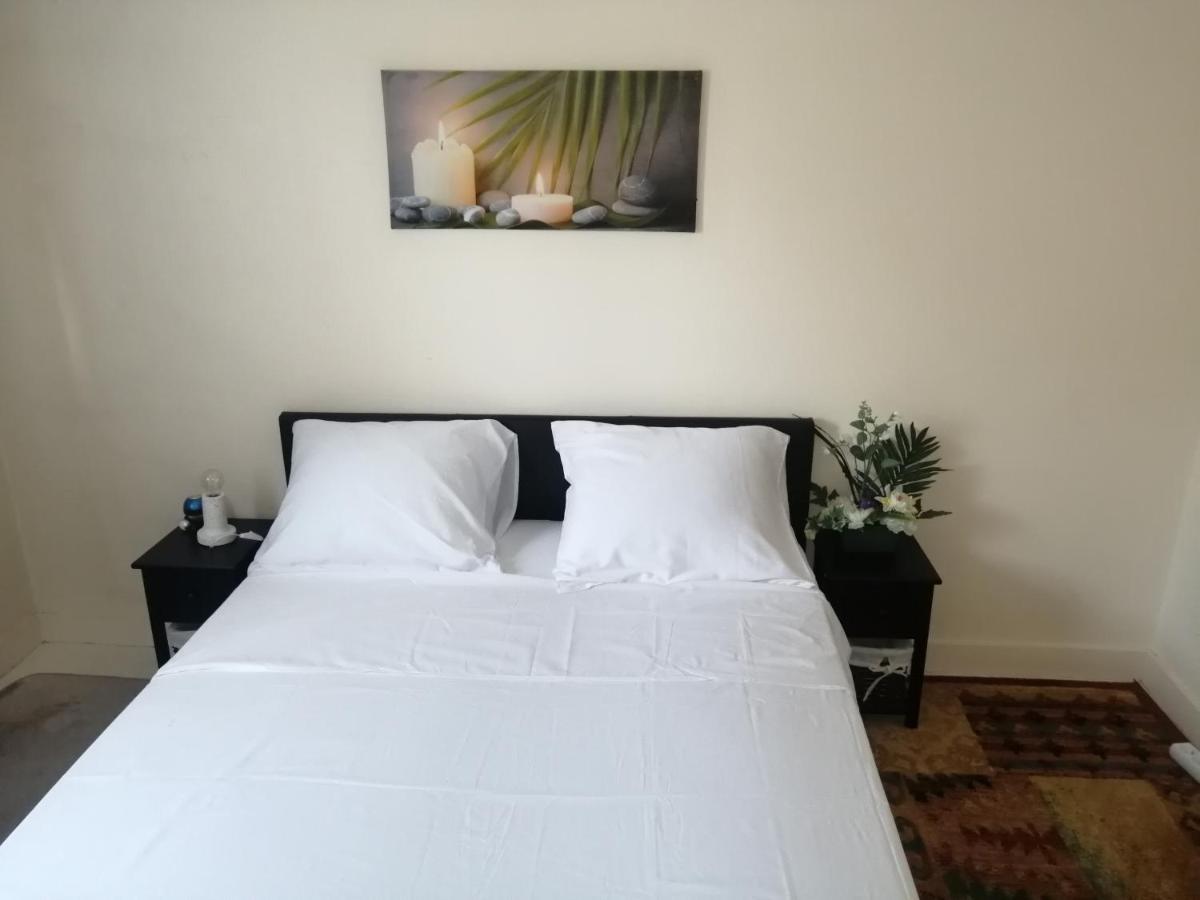 Chambre Dans Appartement A Niort Buitenkant foto