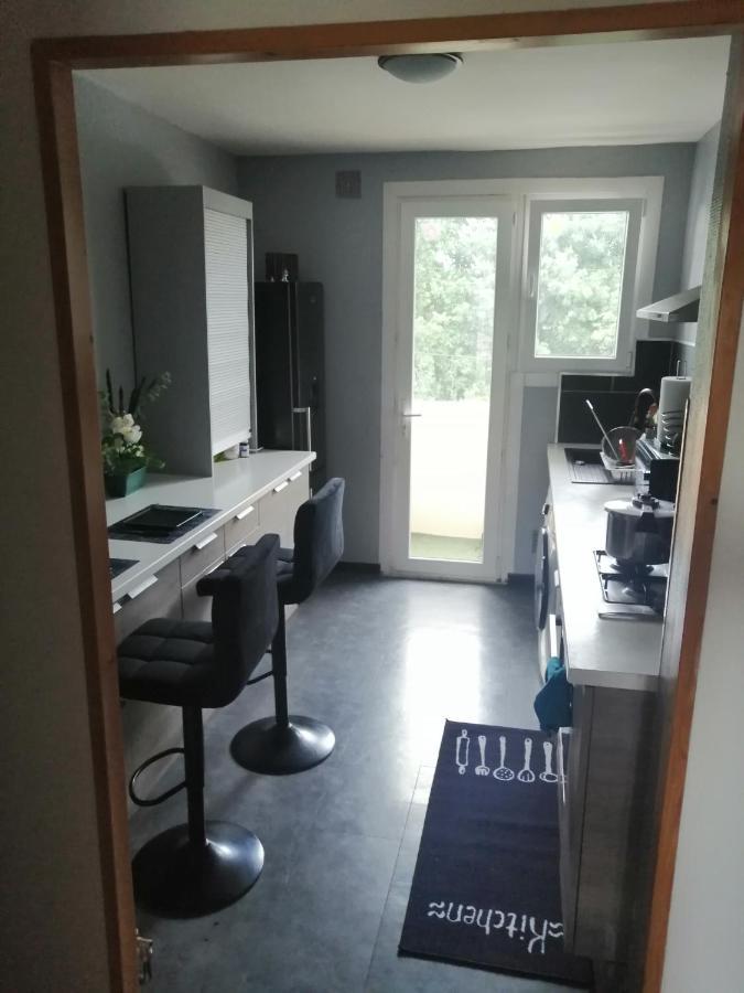 Chambre Dans Appartement A Niort Buitenkant foto