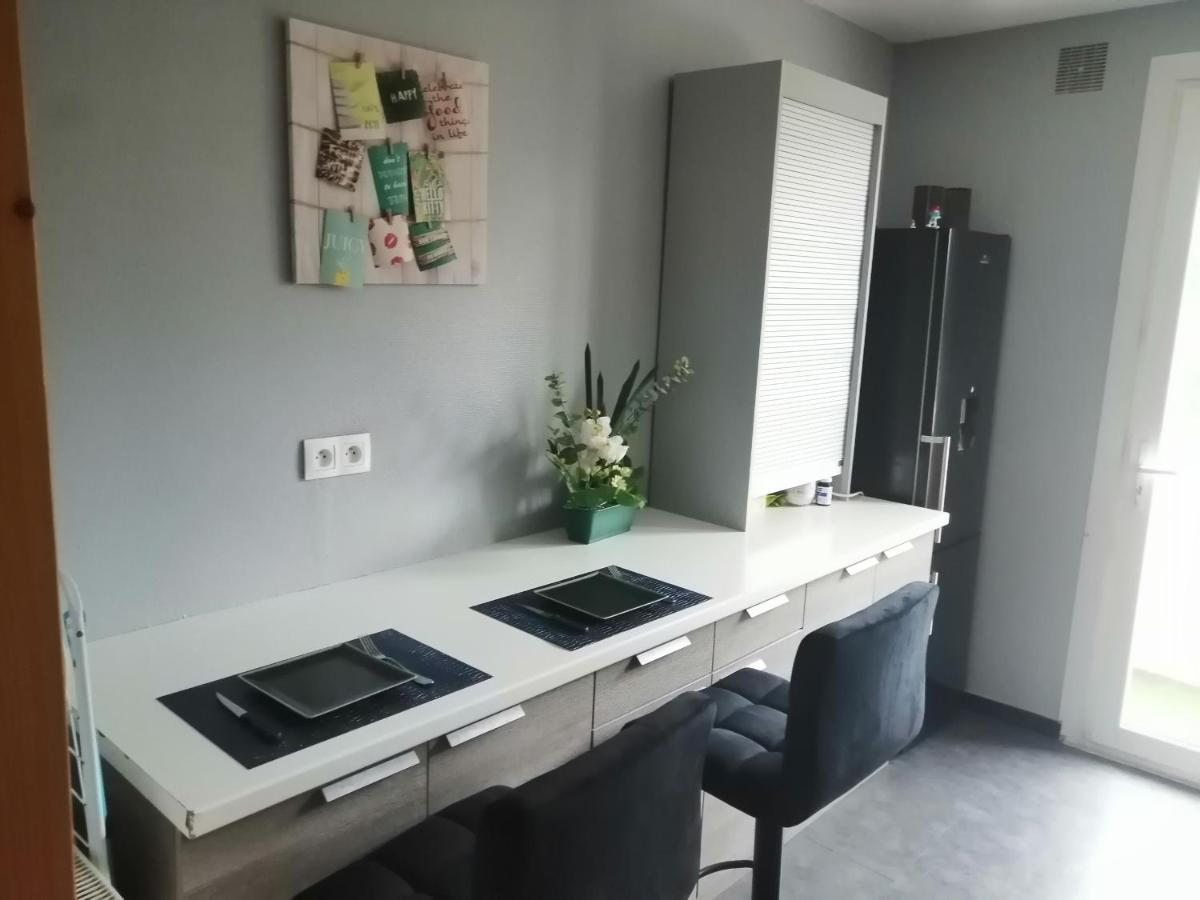 Chambre Dans Appartement A Niort Buitenkant foto